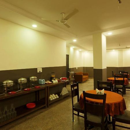 Hotel Square Stay New Delhi Exterior foto